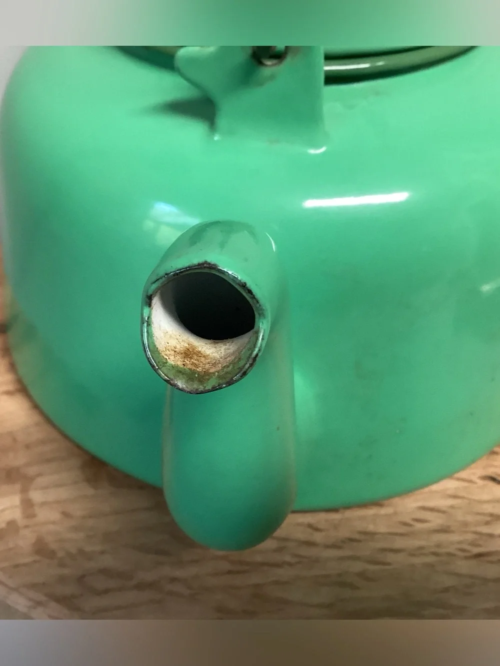 🟢 Vintage - Beautiful Mint Green Tea Kettle - Wood Handle - Heavy Craftsmanship